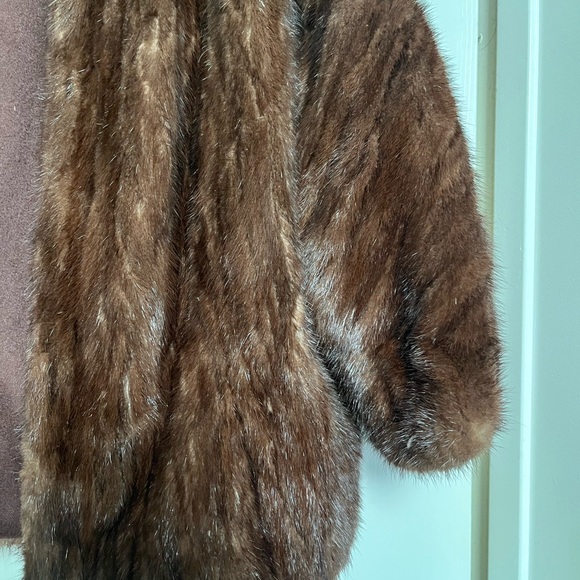 Women’s rich brown fur cropped jacket - Picture 7 of 10